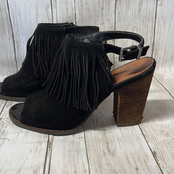 Lucky Brand Black Suede Open Toe Fringe Sandals siz 9M - Picture 6 of 11